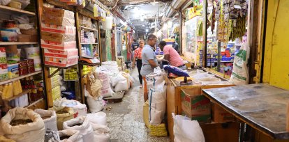 Familias y vendedores coinciden en que el dinero ya no alcanza para comprar ni vender como antes.