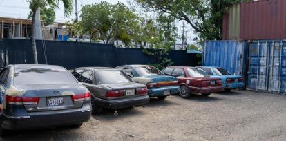 Parte de los vehículos retenidos durante los operativos realizados en distintas rutas del transporte público.