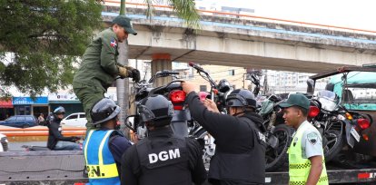En el operativo se retuvieron varias motocicletas.