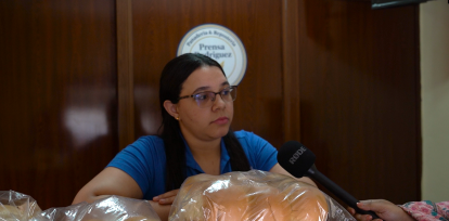 Dependiente de la panadería Prensa Rodríguez.