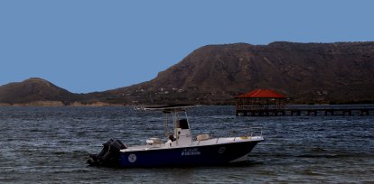 Visto desde el muelle o malecón de Montecristi El Morro asemeja un camello o una tortuga. Jorge González