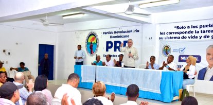 Miguel Vargas Maldonado aseguró que el presidente Luis Abinader hace un gobierno improvisado.