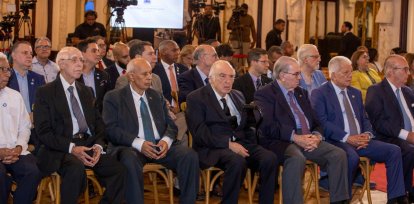 Historiadores dominicanos durante el evento en el Palacio Nacional.