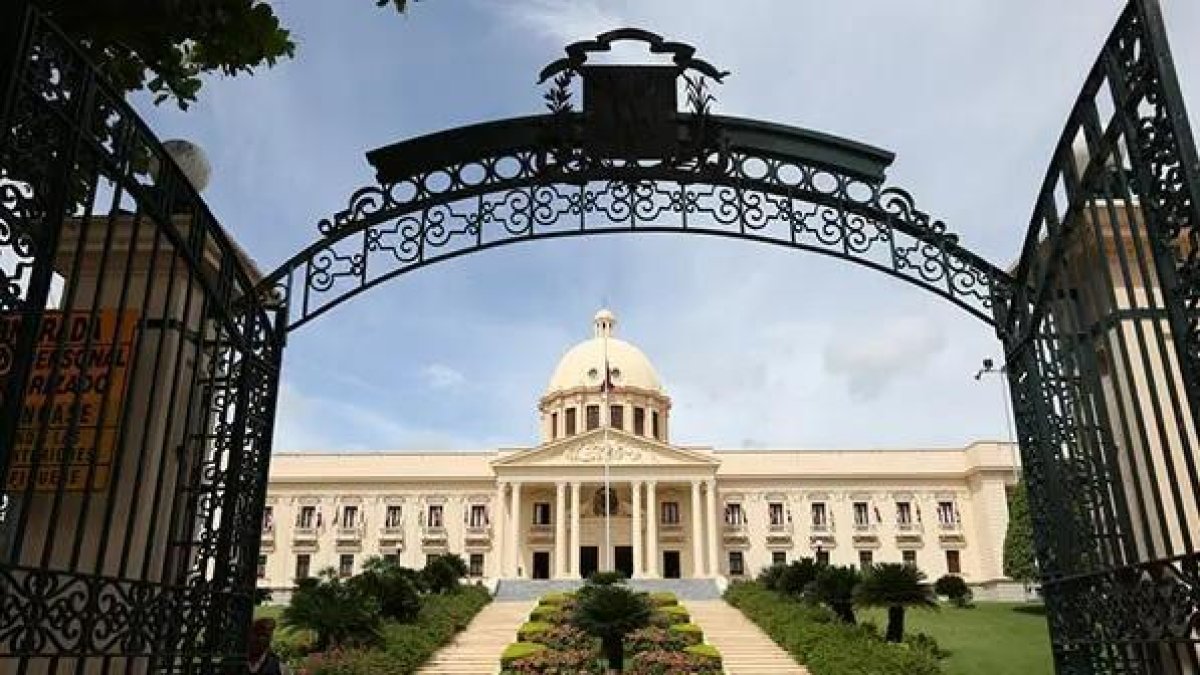 Disgusto en el palacio por recortes de asignacione