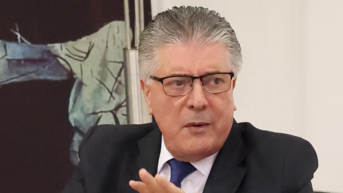 Reforma penitenciaria en riesgo: Santana advierte sobre corrupción e intereses que buscan frenarla