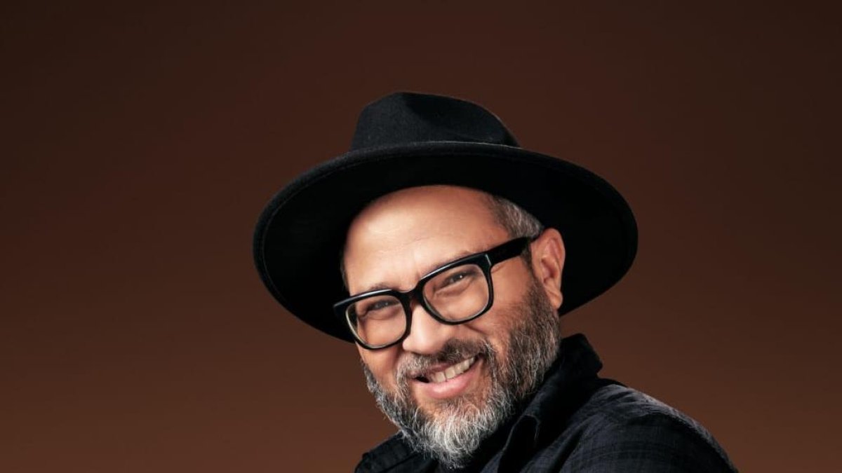 Josema Rodríguez estrena obra "Ni locas, ni cuerdos" en Teatro Nacional