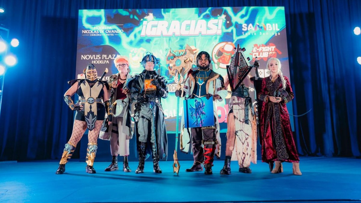 Feria mundo anime reúne a 3.000 fanáticos con eventos y estrellas del doblaje