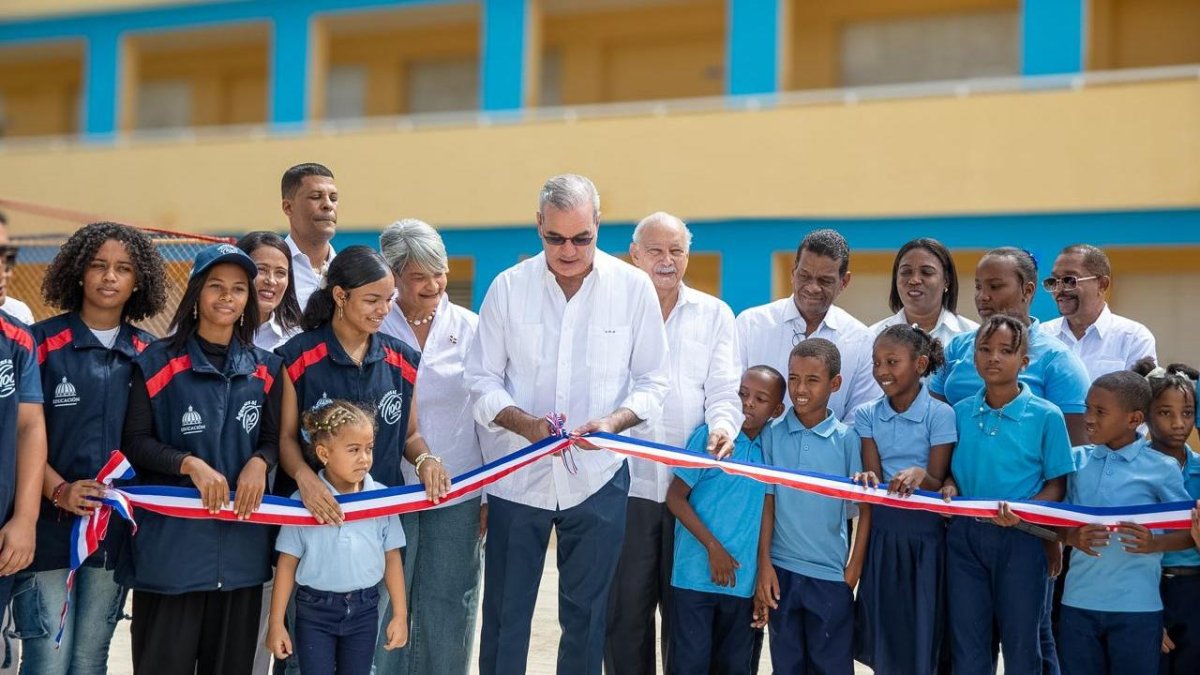 Gobierno invierte RD$192 millones en dos escuelas en San Pedro de Macorís