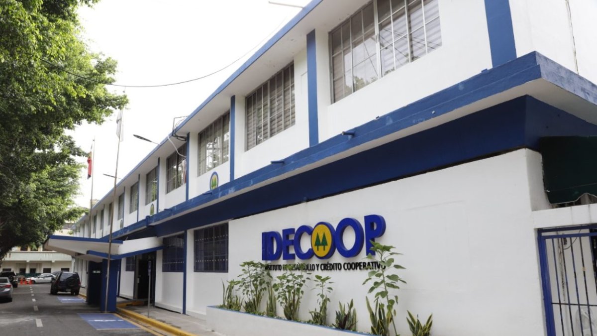 Idecoop advirtió cooperativa por usar símbolos sin incorporación