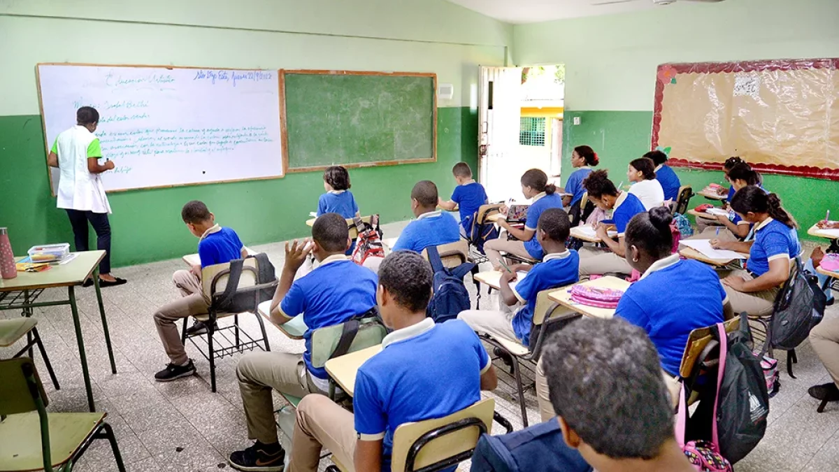 Educación apresura apertura de aulas ante próximo año lectivo