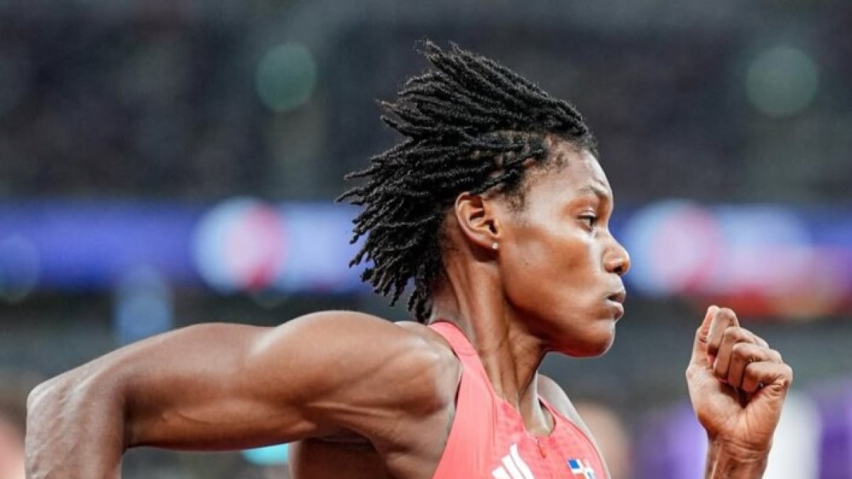 Marileidy Paulino avanza a semifinales 49.85; McLaughlin-Levrone y Eid Naser también clasifican