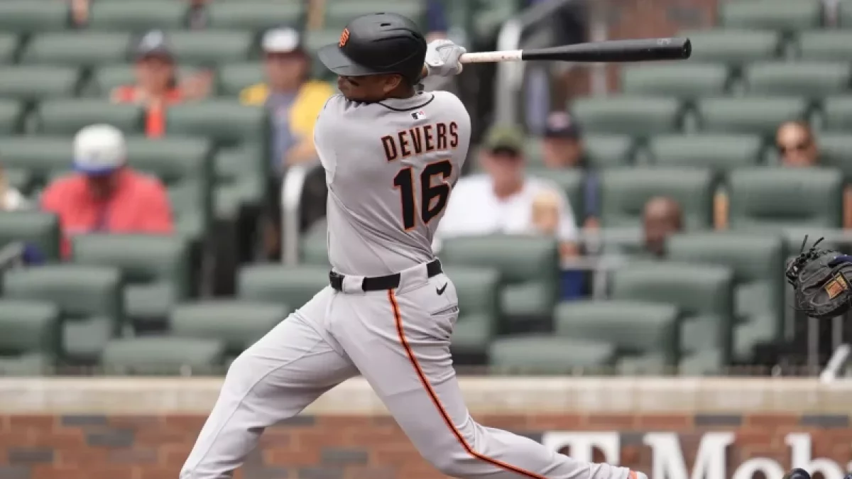 Rafael Devers carga a San Francisco con 2 HR contra Atlanta