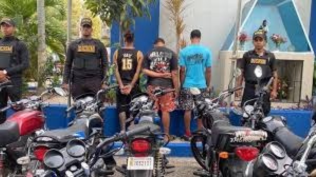 Desmantelan banda dedicada al robo de motocicletas en Yamasá; hay ...
