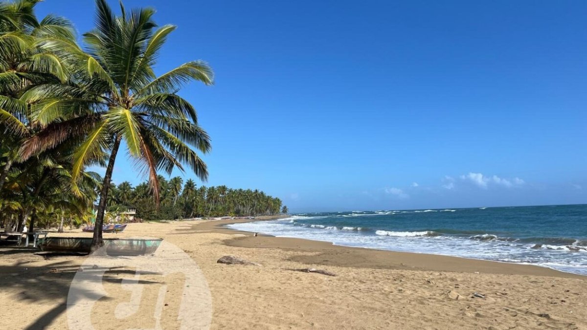 Poza de Bojolo y Los Gringos: paraísos a la vista de todos en Nagua