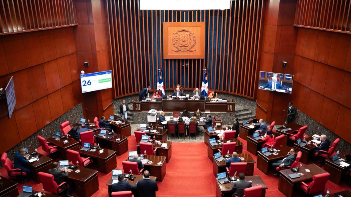Senado aprueba en primera lectura proyecto que regula la intermediación ...