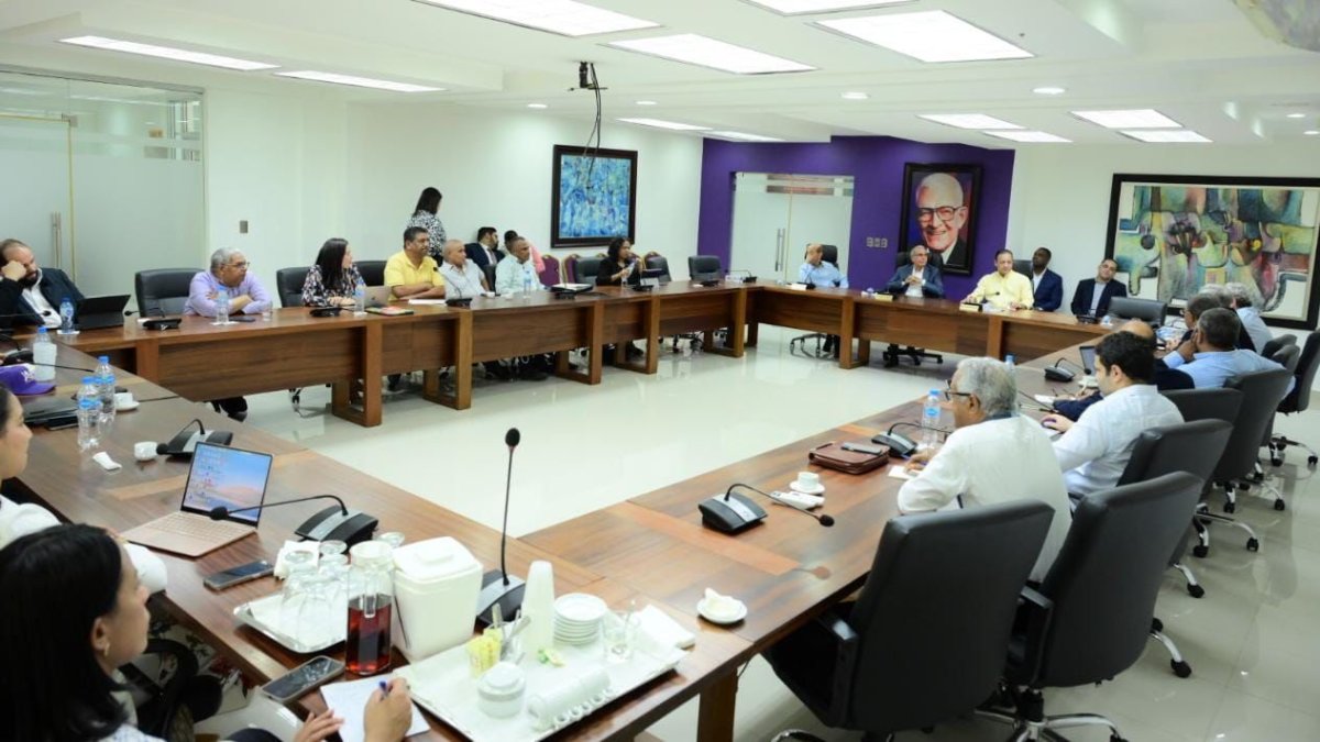 Abel pasa balance a su programa de Gobierno