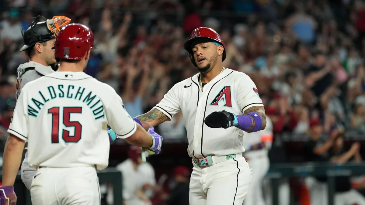 Ketel Marte y Geraldo Perdomo lideran a los Diamondbacks a una victoria de 6-3