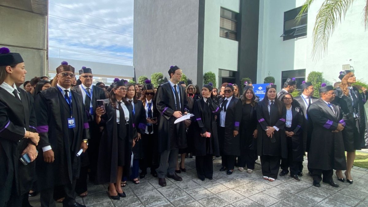 Jueces paralizan tribunales en 36 distritos judiciales por reclamos salariales y laborales