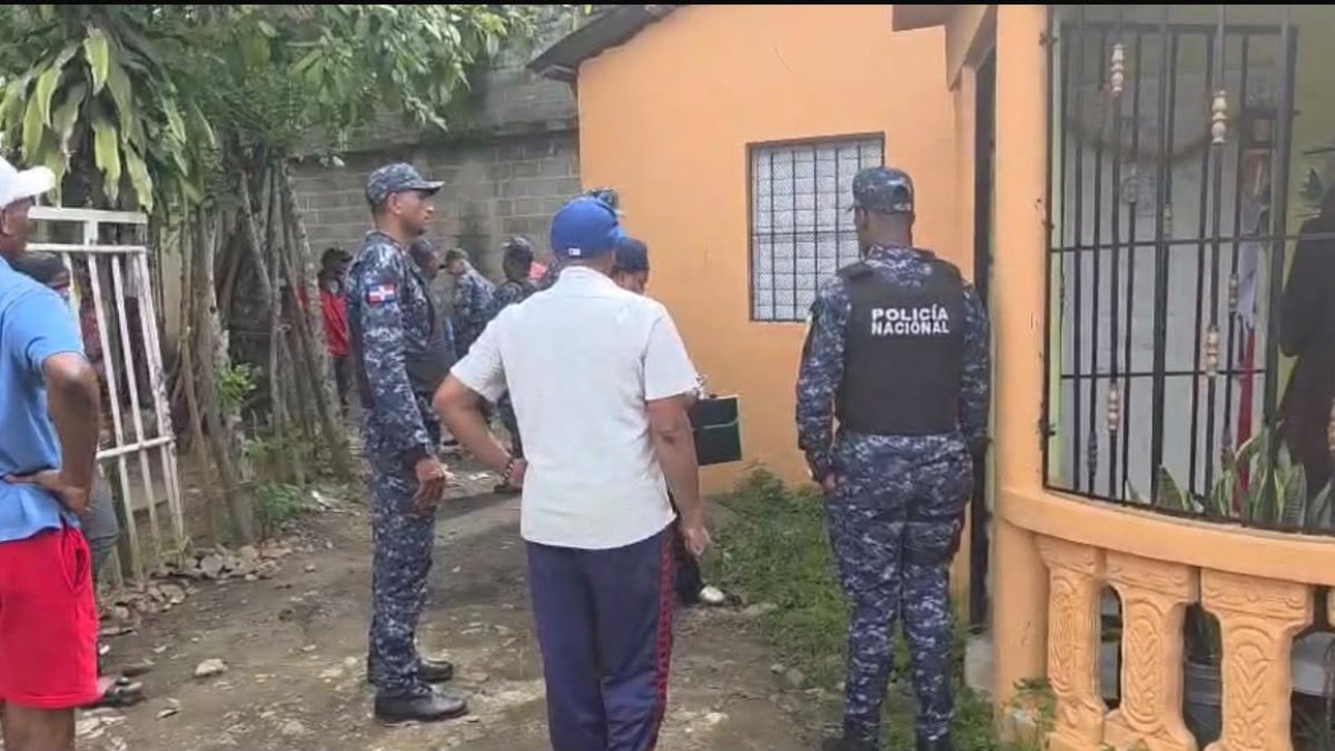 Encuentran mujer muerta dentro de su vivienda en Villa Altagracia