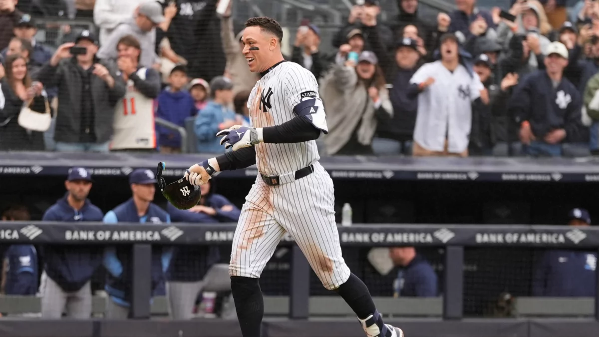 Jonrón de dos carreras de Aron Judge le da la victoria a los Yankees sobre los Rays 2-0