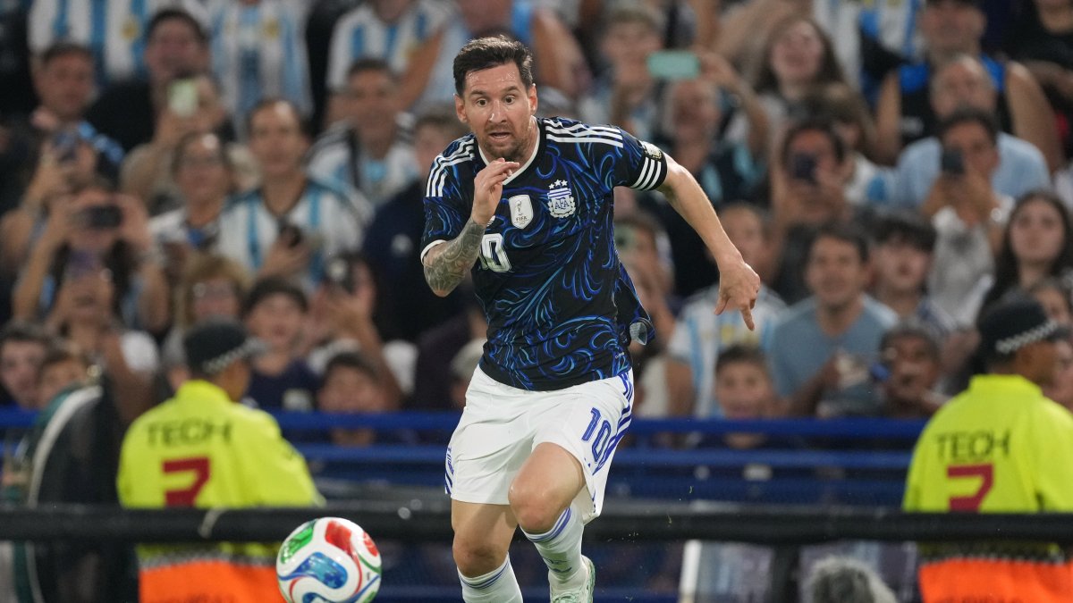 Argentina va al Mundial con Messi al frente: Scaloni convoca a 17 campeones vigentes