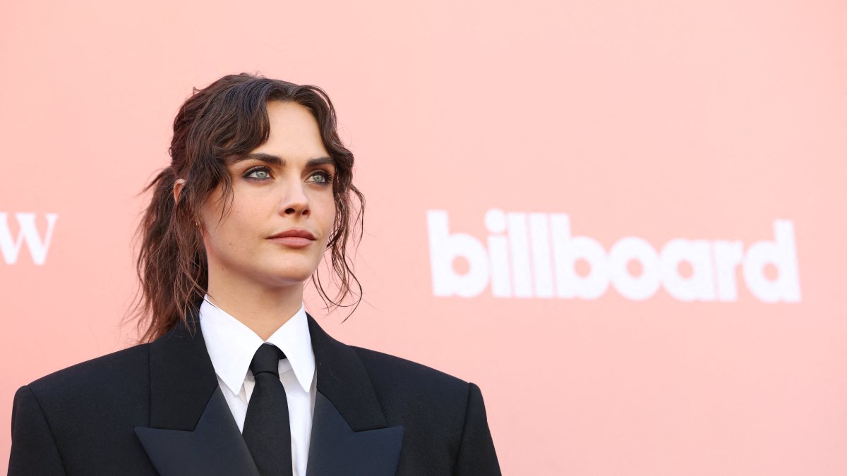 Cara Delevingne afirma que es lesbiana y revela sus deseos de tener hijos