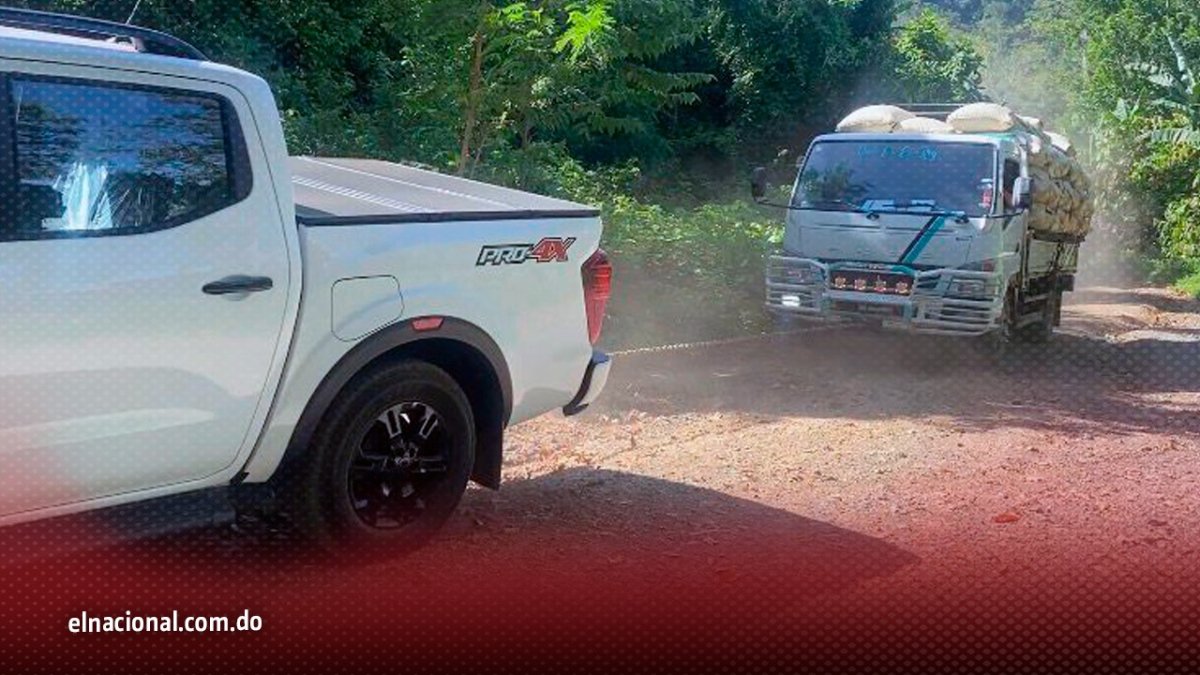 Carretera Corozo Chacuey: 22 años de promesas incumplidas que afectan a 10 comunidades agrícolas de Yamasá