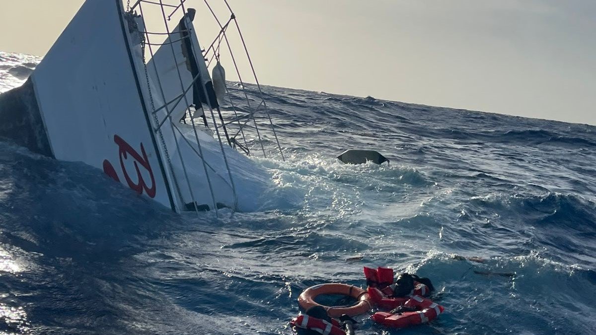 ¡De película! Armada Dominicana rescata náufragos que salieron de Islas Turcas y Caicos