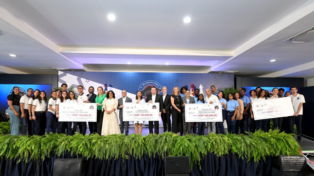 Tribunal Constitucional entrega premios 