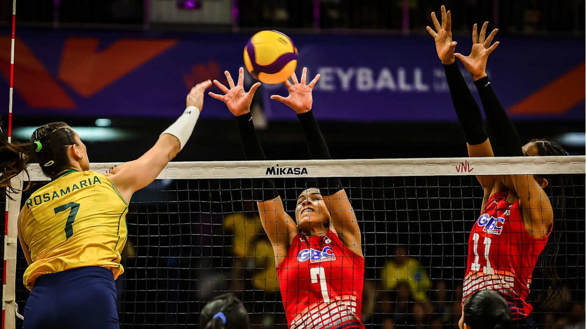 Brasil aprovecha localía y se impone a Reinas del Caribe 3-1