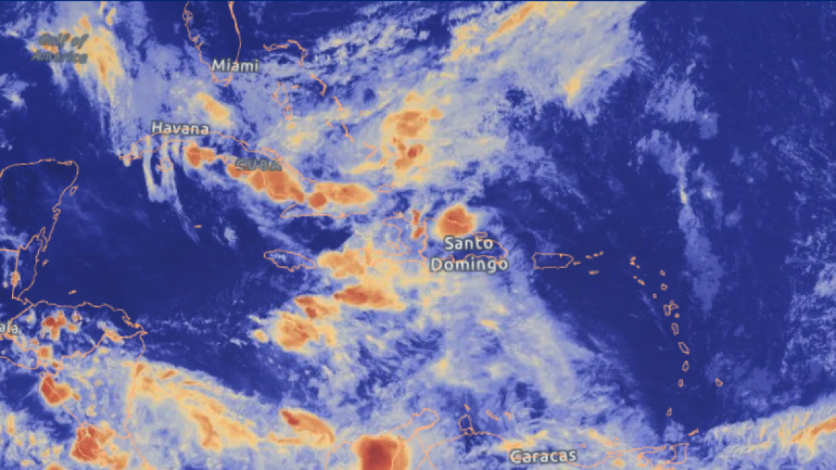 ¡Atención! Más de la mitad del país está bajo alerta por combinación de vaguda y onda tropical