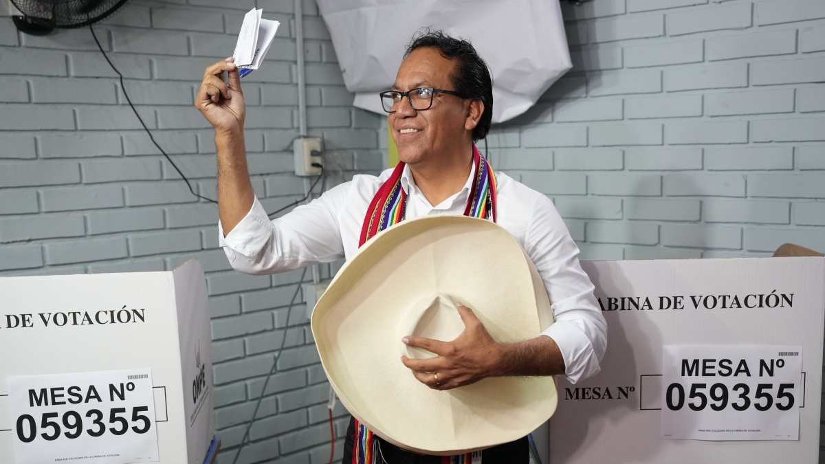 Sánchez lidera por apenas 0,25% ¡Voto a voto!