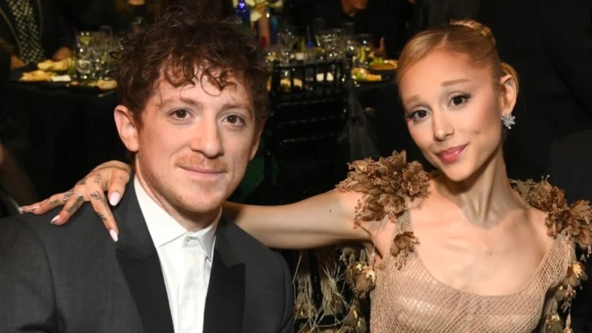 Ariana Grande y Ethan Slater terminan su relación 