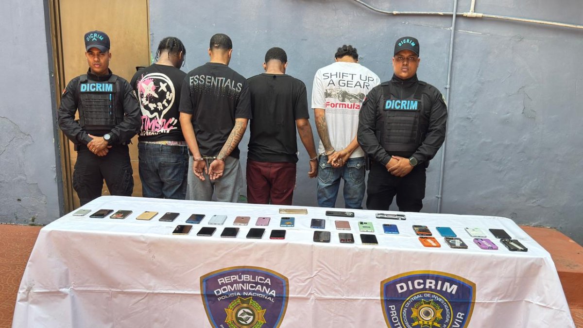 Detienen banda se dedicaba a veder celulares robados; recupe
