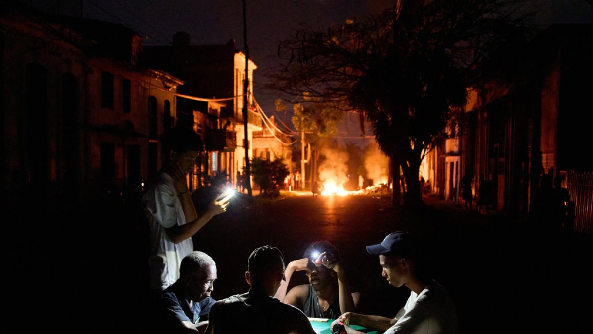 Siete de cada diez cubanos sufrirán apagón simultáneo en horario pico.