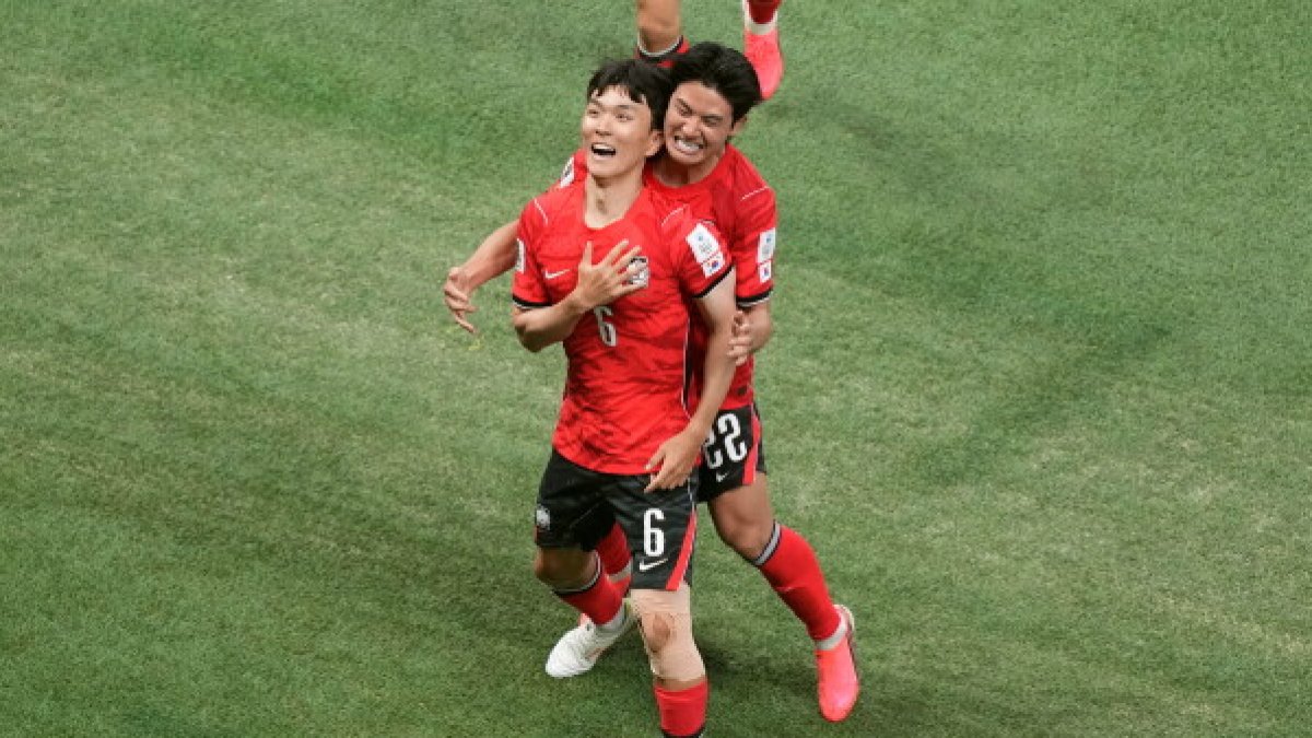 Hwang In-beom impulsa remontada de Corea del Sur s