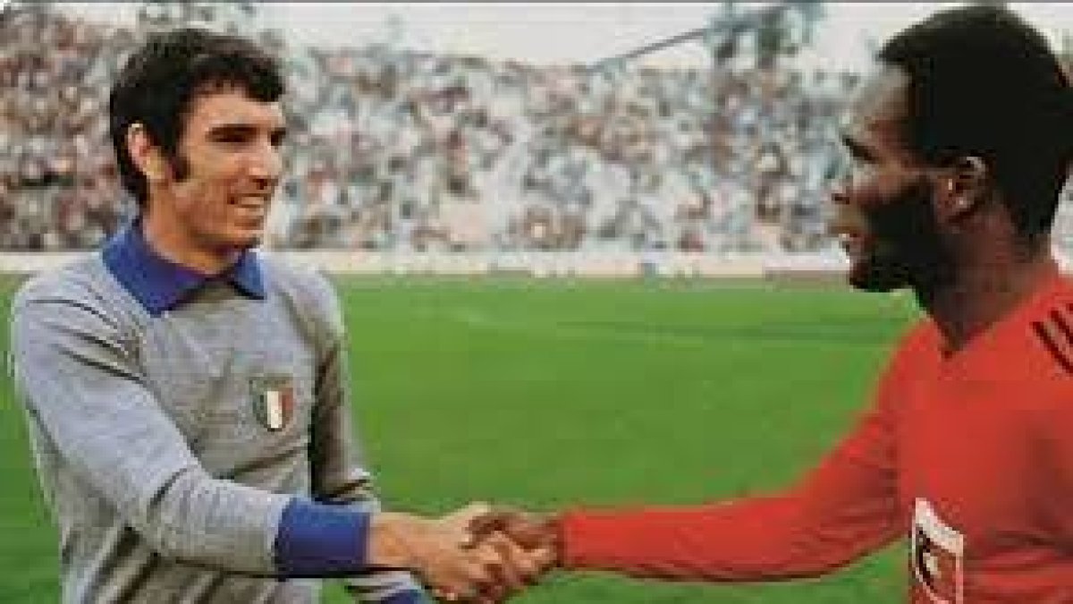 Sanon sorprende al mundo al anotar contra Italia en el 74.
