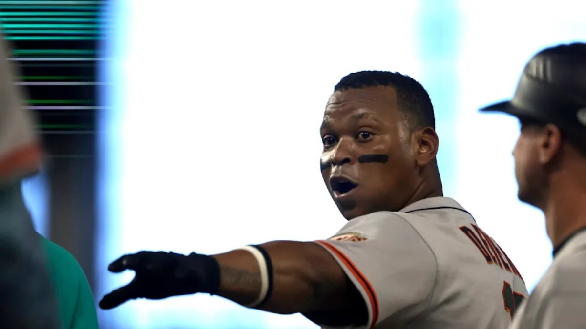 Rafael Devers rechaza cambio