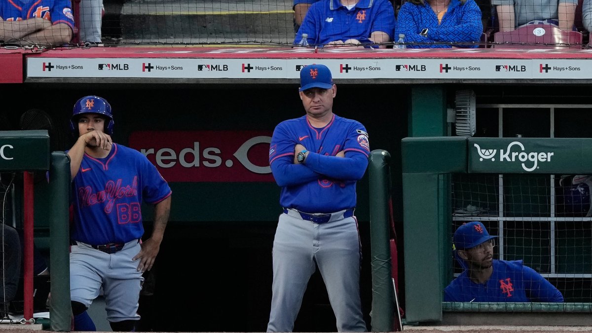Mets despiden a Mendoza tras pésima temporada y nombran a Green