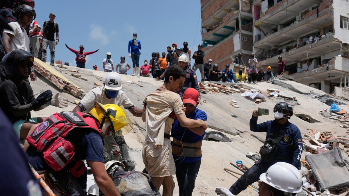 Terremotos en Venezuela dejan 920 muertos y 3.360 heridos