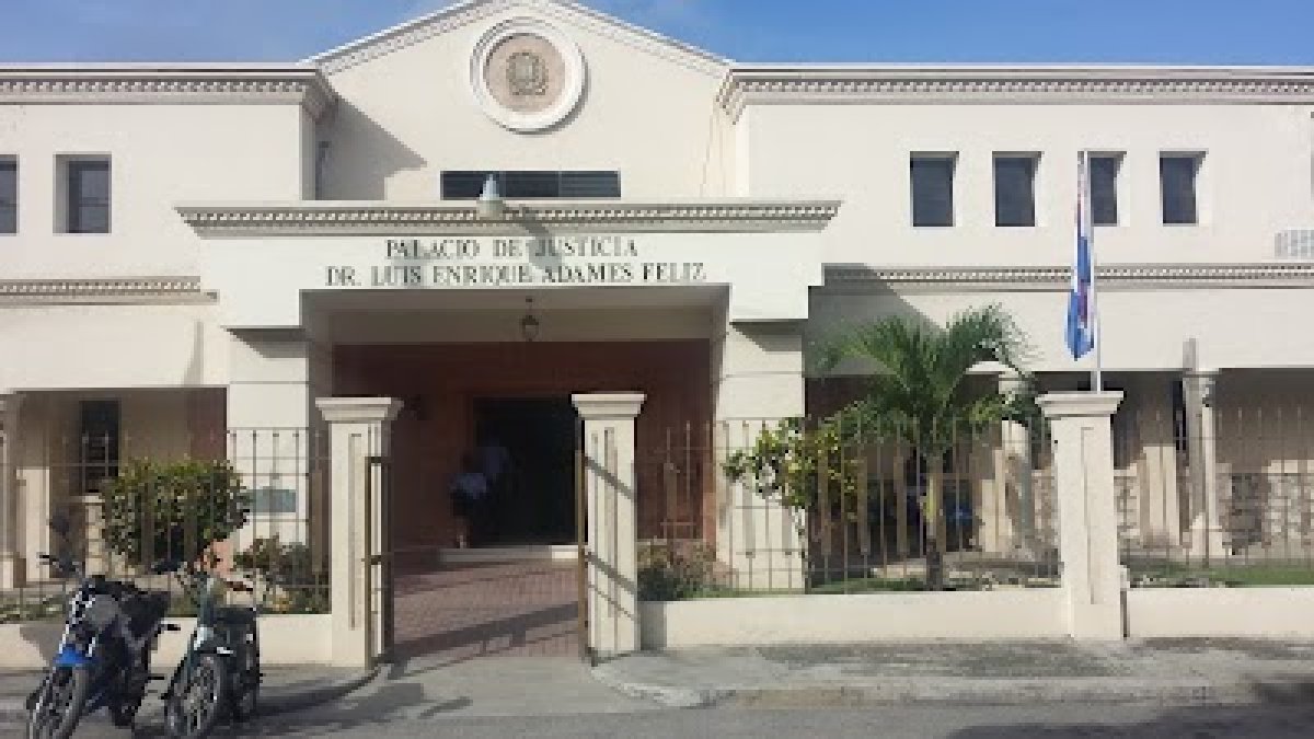 Condenan a 15 años a hombre por asesinar a su pareja a puñaladas