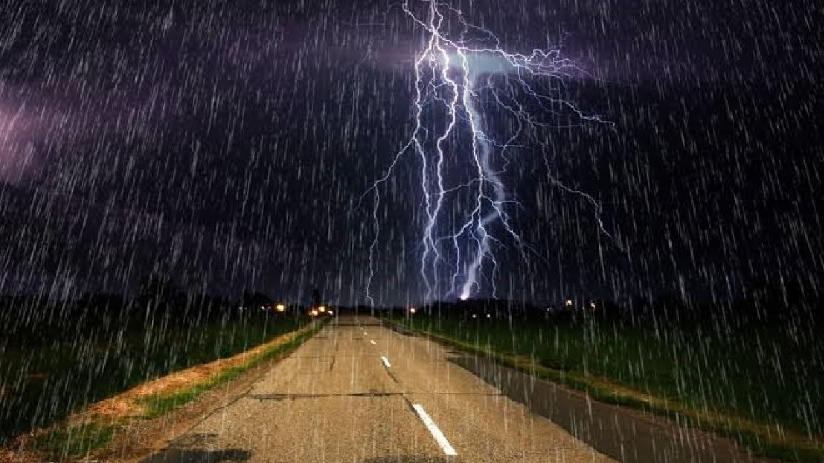 Las lluvias y tronadas se esperan en horas de la tarde.