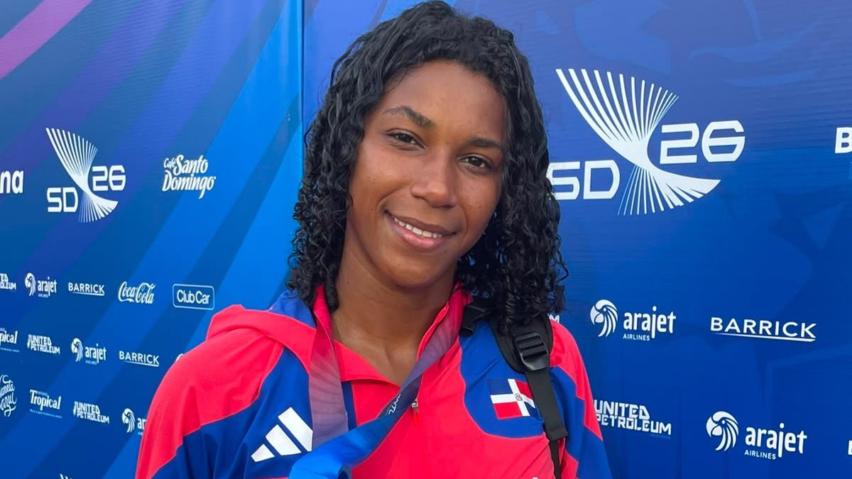 Yesi Tejeda establece nuevo récord nacional en lanzamiento jabalina