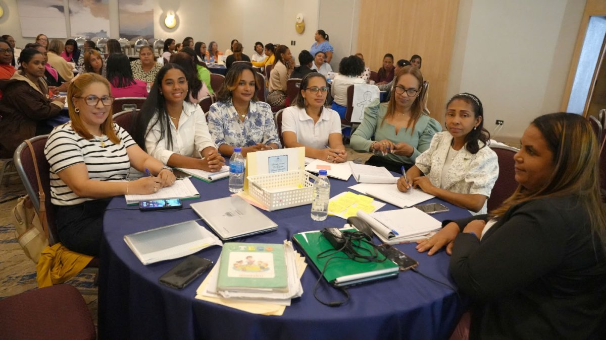 Serán formados más de 90,000 maestros