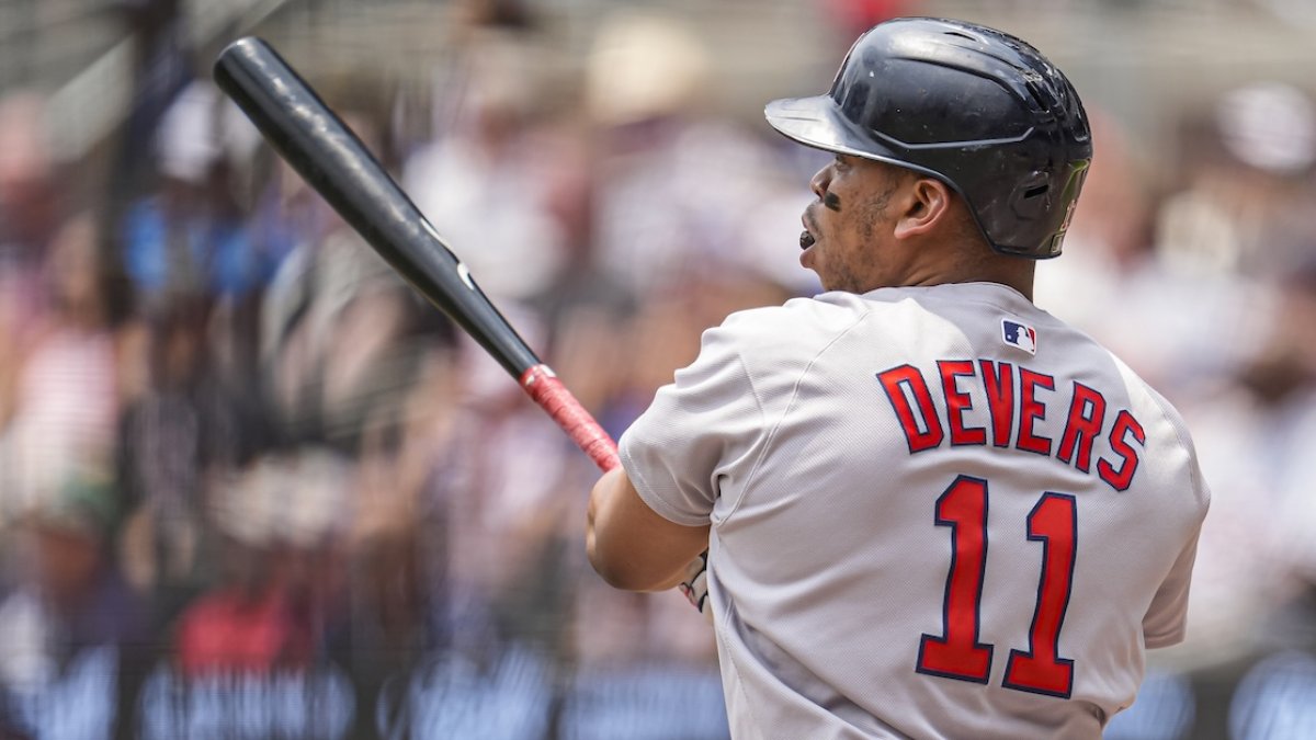 Devers jonronea en emotivo regreso a Boston, pero Gigantes caen