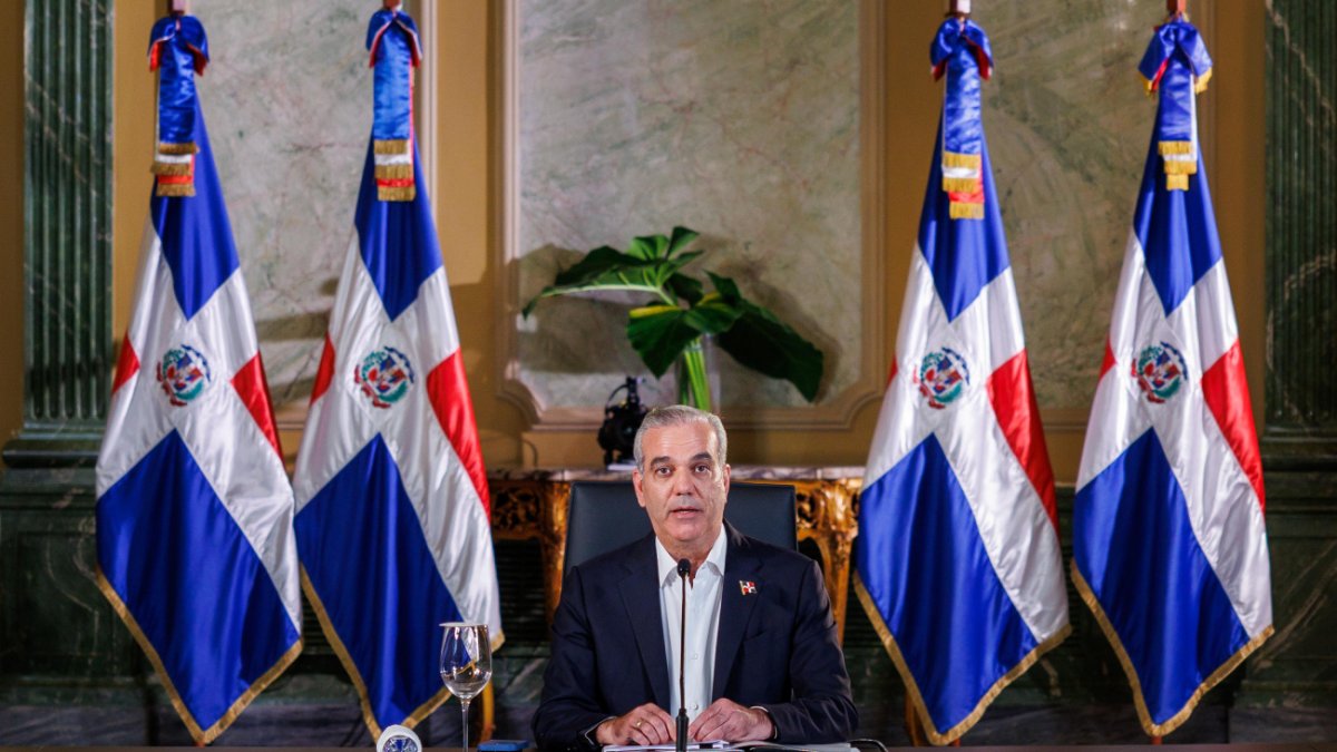 Luis Abinader durante la primera entrega de LA Agenda Semanal.