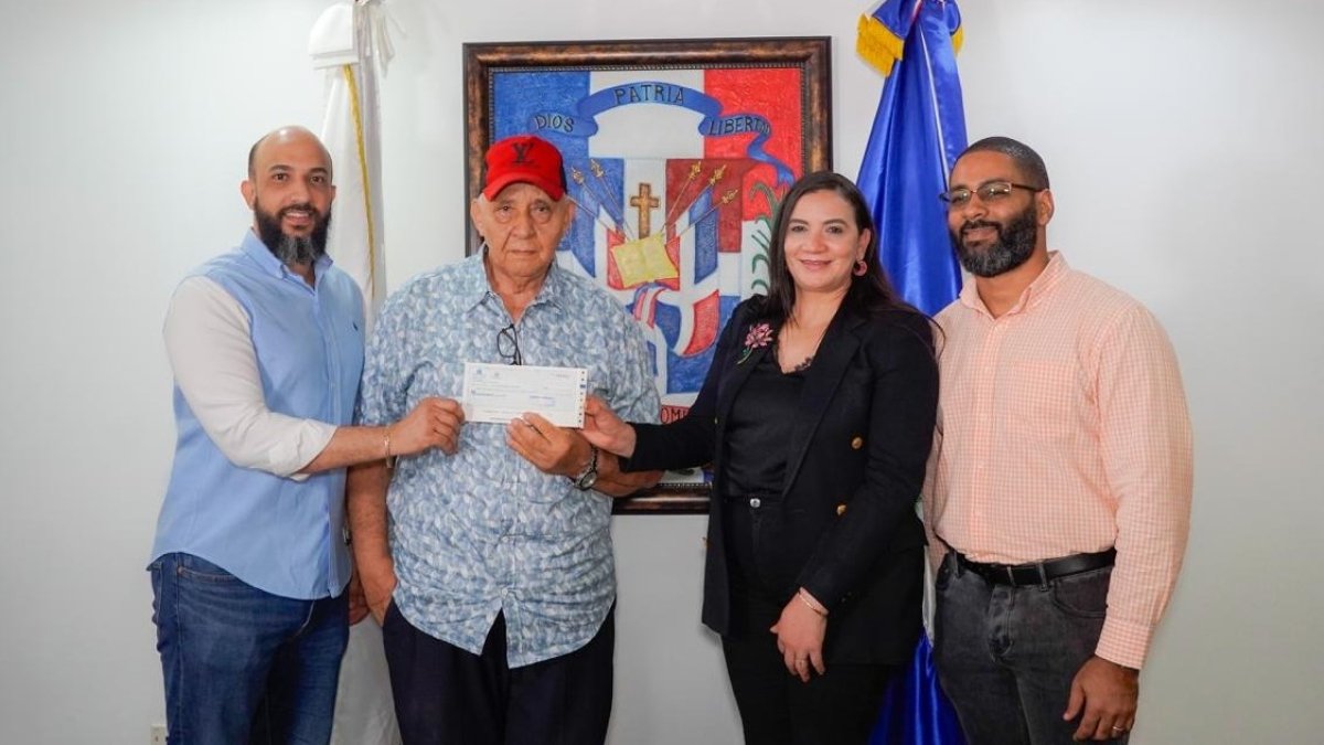 Hombre de Baní gana RD$10 millones en la Lotería Nacional