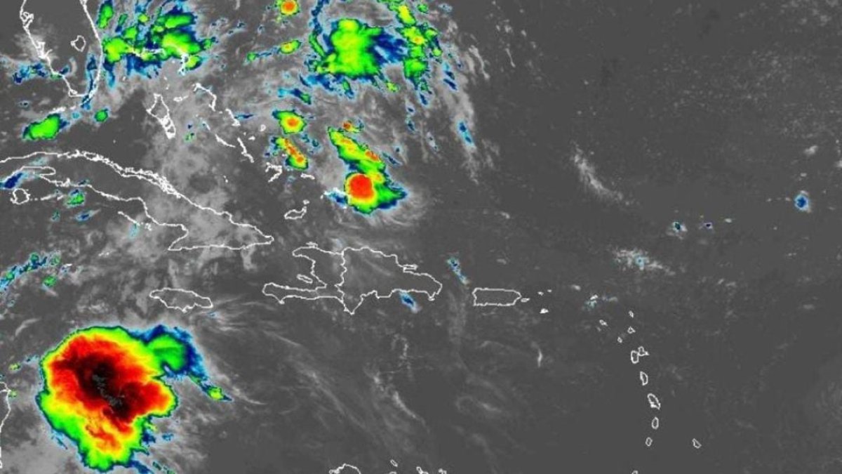 El oleaje en las costas del océano Atlántico y el mar Caribe sigue normal.