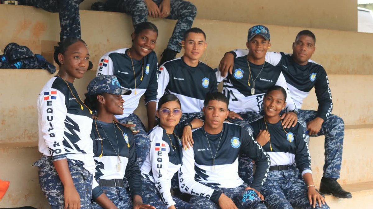 Académicos de la Policía y FAD dominan las competencias de tiro