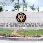 Fachada principal de la embajada de Estados Unidos en RD